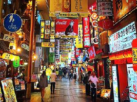 【大阪】 梅田の接客業、バイトの外国人ですら「中国人ムリです」って言ってて草