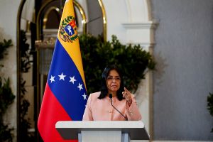 トランプ大統領「マドゥロ大統領は拘束され、ロドリゲス氏が大統領職を引き継いだ」 ロドリゲス副大統領「マドゥロ氏こそがベネズエラの唯一の大統...